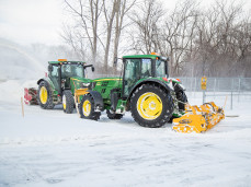 Déneigement de stationnement de condos